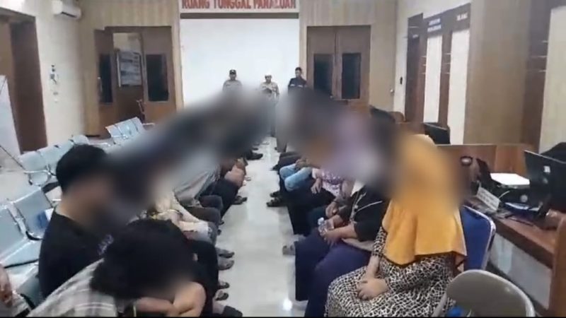 Pasangan mesum yang digaruk Polres Kudus. Foto: Istimewa 