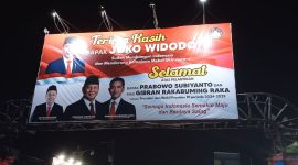 Billboard di sepanjang jalan Pantura Timur Jawa Tengah. Foto: Istimewa 