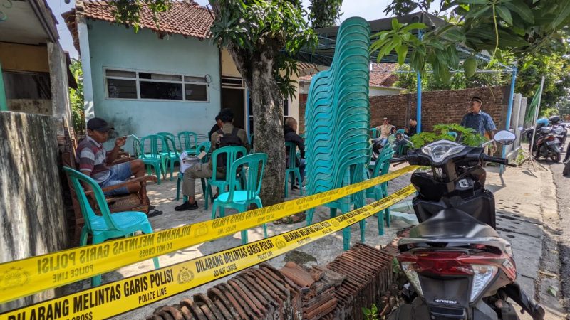 Garis polisi di TKP. Foto: Bang Horor