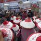 Petani Pundenrejo unjuk rasa di depan Kantor Bupati Pati, Jumat (4/10/2024). Foto: Jawanews.id
