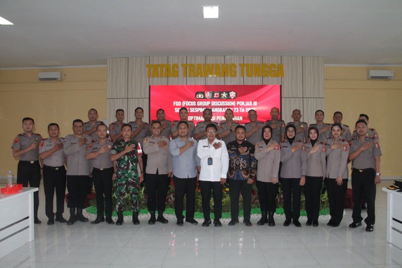 Focus Group Discussion (FGD) yang digelar di Aula Mapolres Purwakarta, Selasa (6/5/2025). (Istimewa) 