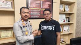 Ketua Umum Rumah Perlindungan Perempuan dan Anak Indonesia (RPPAI), A.S. Agus Samudra bersama Kapolresta Pati. Foto: Istimewa